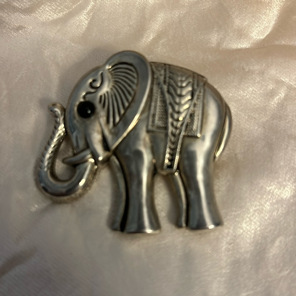 Silver toned elephant pin